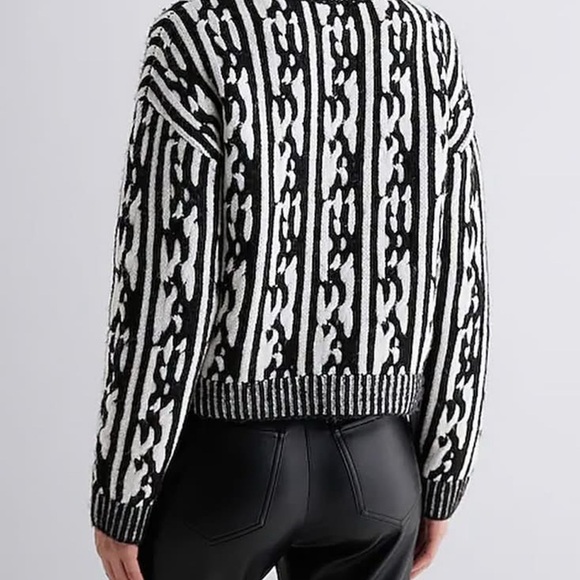 Express cable knit mock neck sweater - Picture 5 of 5